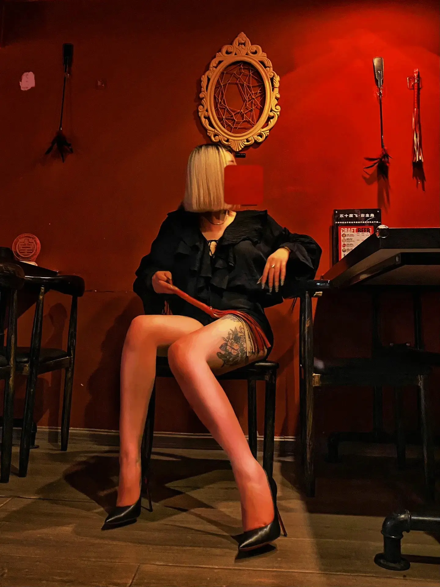 女王 - 2025-11-14 000219